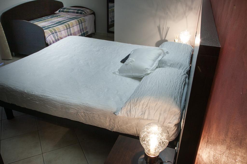 Pensione Degli Ulivi Porto SantʼElpidio Habitación foto